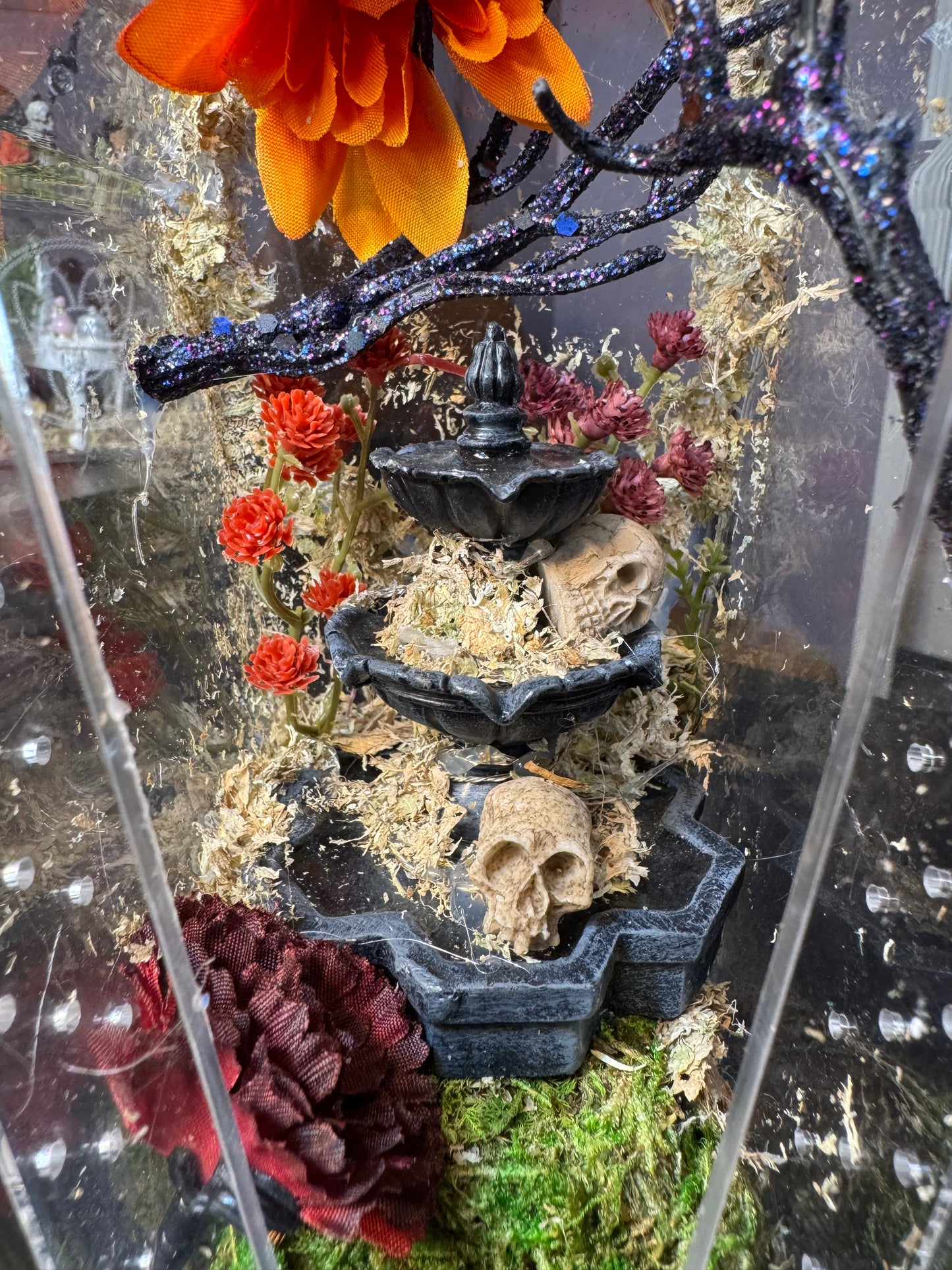 Skull Fountain Coffin Enclosure